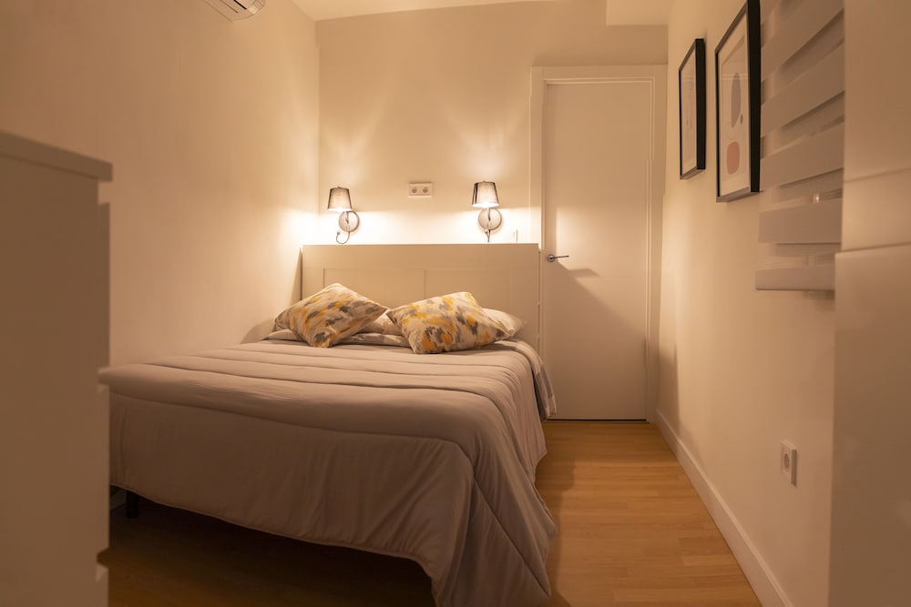 HOSTAL MONTALOYA 35/68