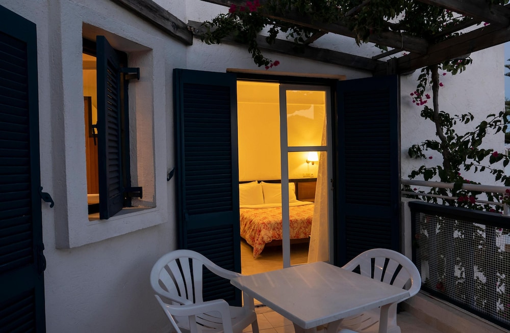 Villea Village by GHH 48/70
