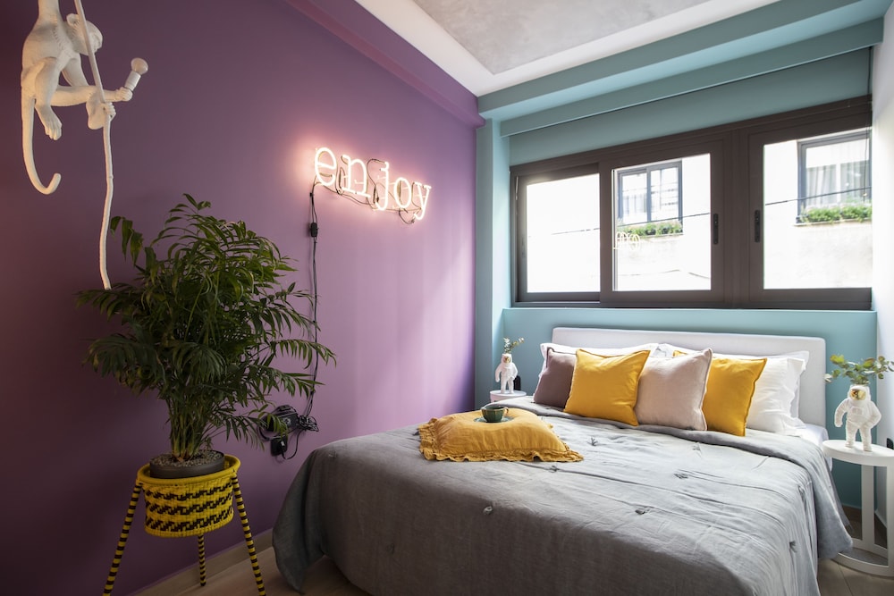 COMFORT, DOUBLE BED