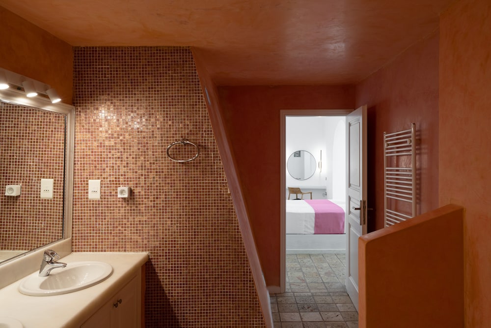 Asha Luxury Suites - Adults Only 58/67
