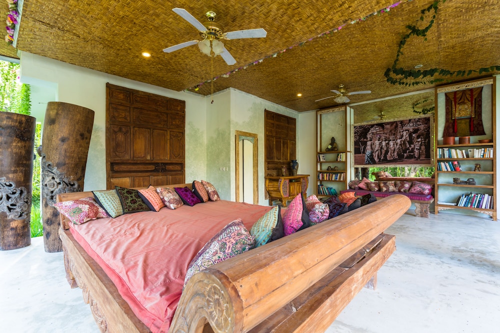 Boho Bingin Beach 15/50