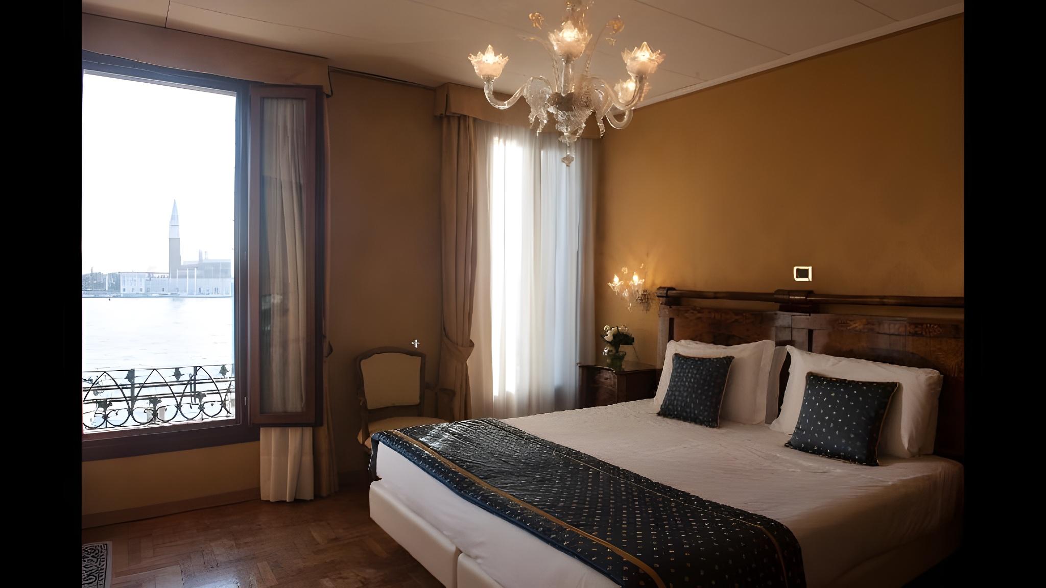 Deluxe, 2 Double Beds, Lagoon View