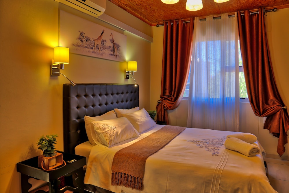 Tillas Guesthouse 6/35