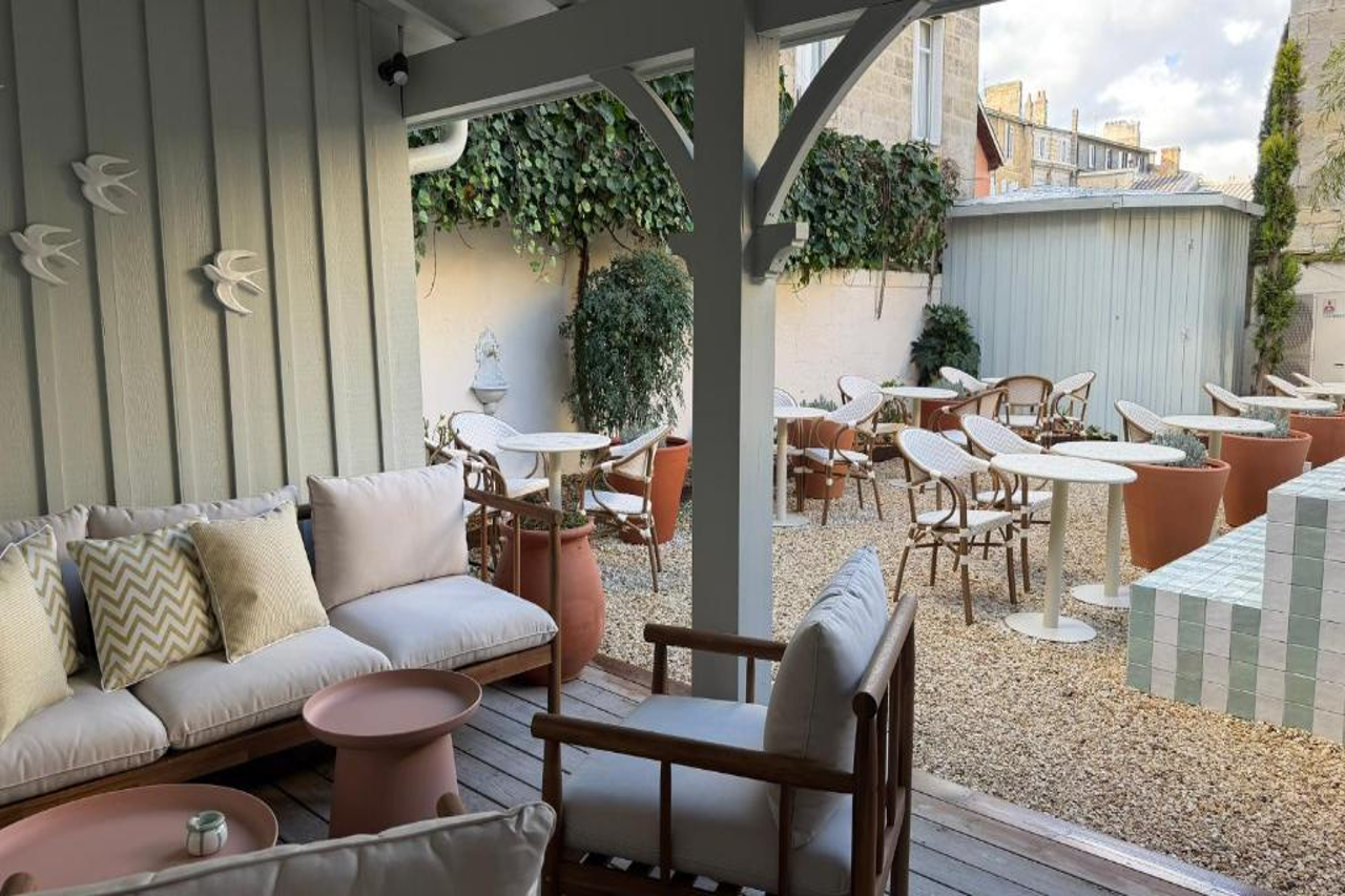 Hotel Le Clos Huguerie (ex Maison du Lierre) 14/17
