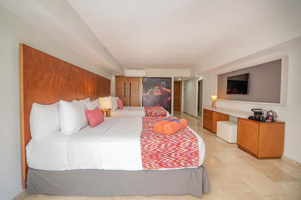 Room, Adult Only