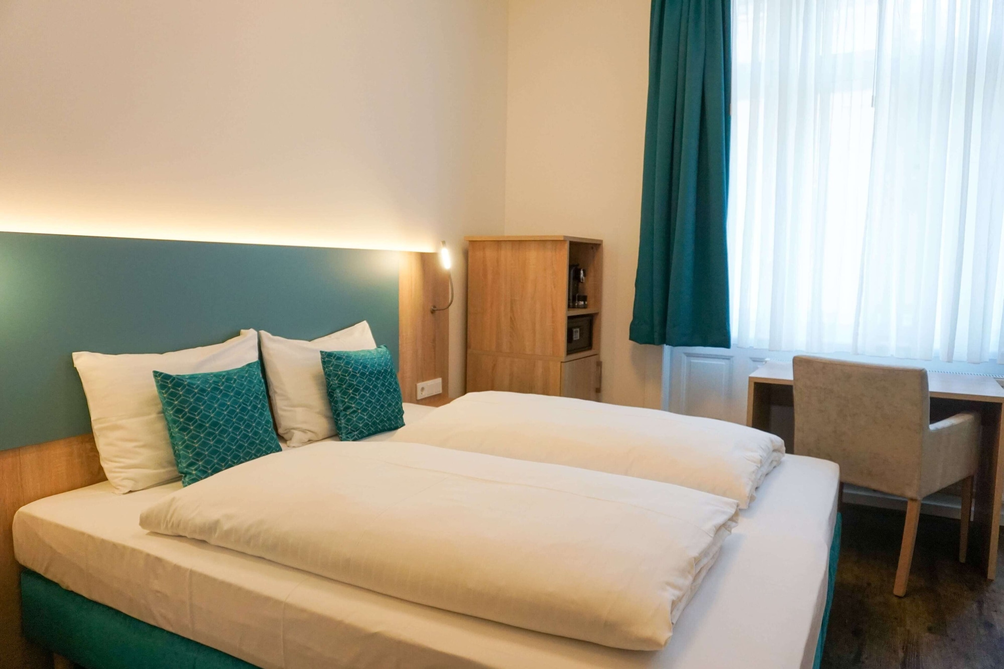 FAMILY, DOUBLE BED, SOFA