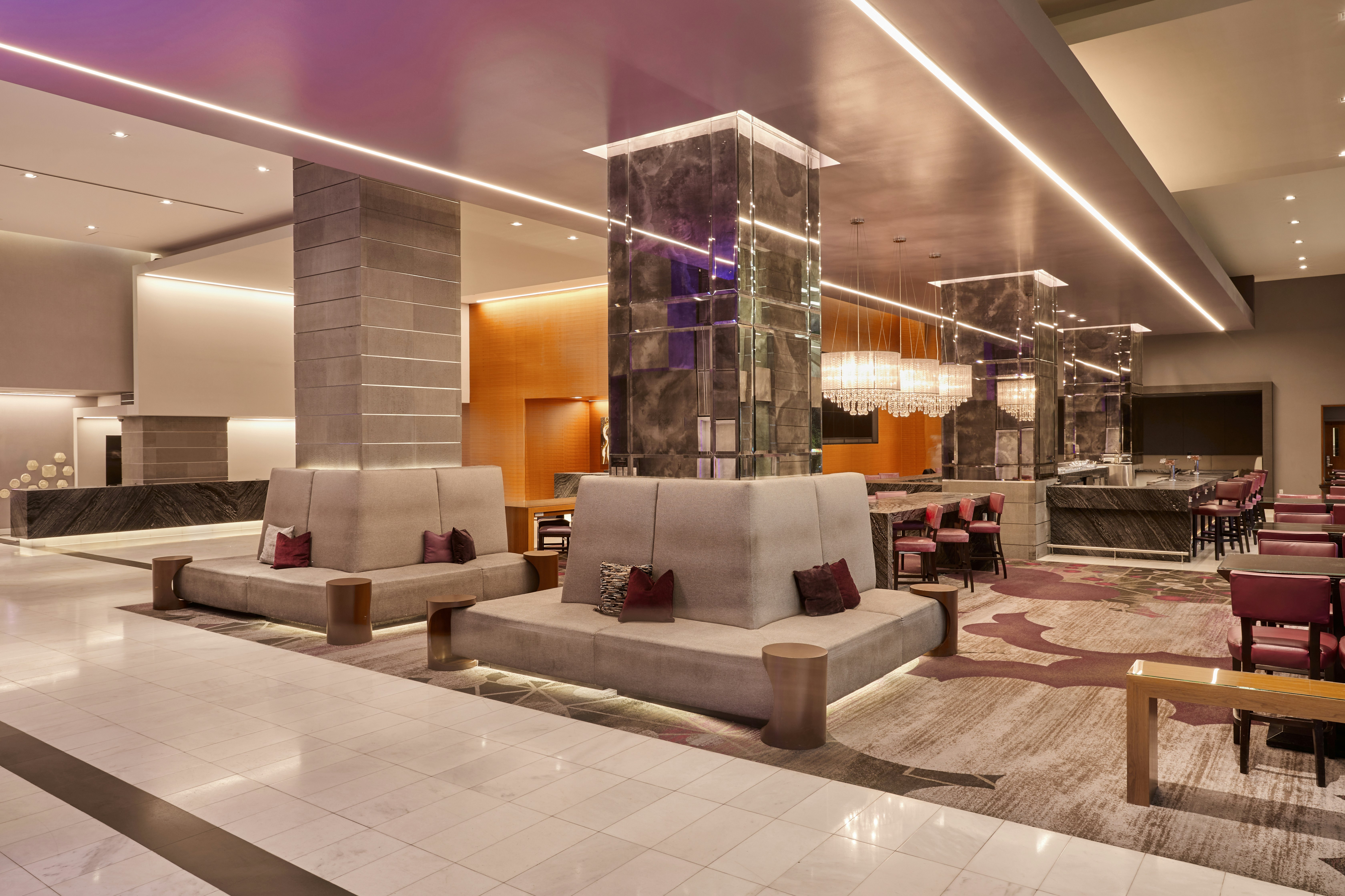 Loews Hollywood Hotel 40/73