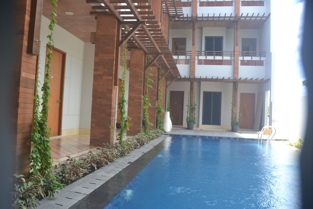 Hotel Parangraja 3/61