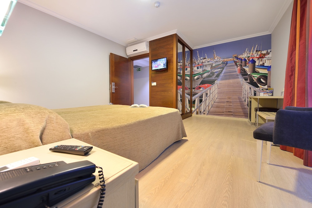 Hotel Puente De La Toja 4/27