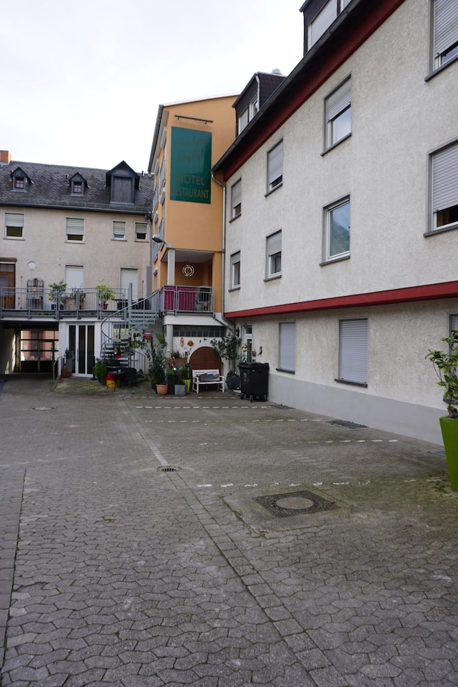 Hotel Weinhaus Grebel 32/49