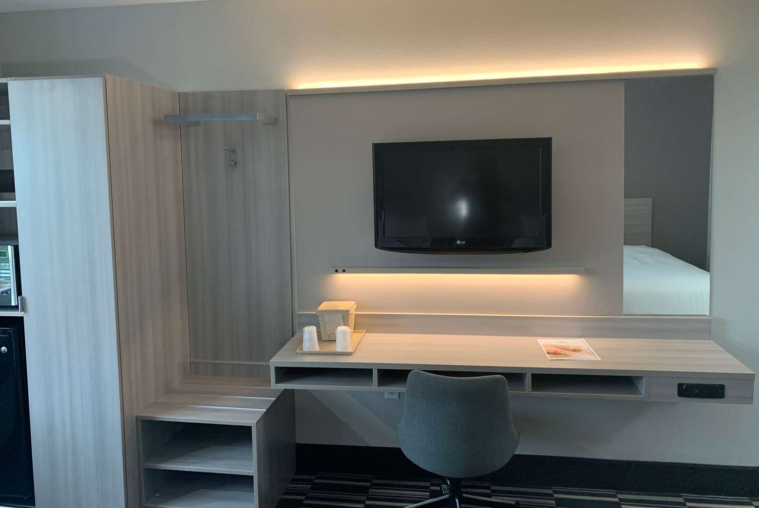 Microtel Inn & Suites by Wyndham Charlotte Airport 21/28