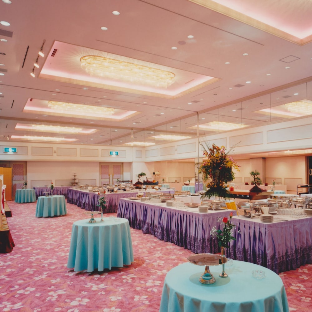 Harbor Plaza Hotel 36/49