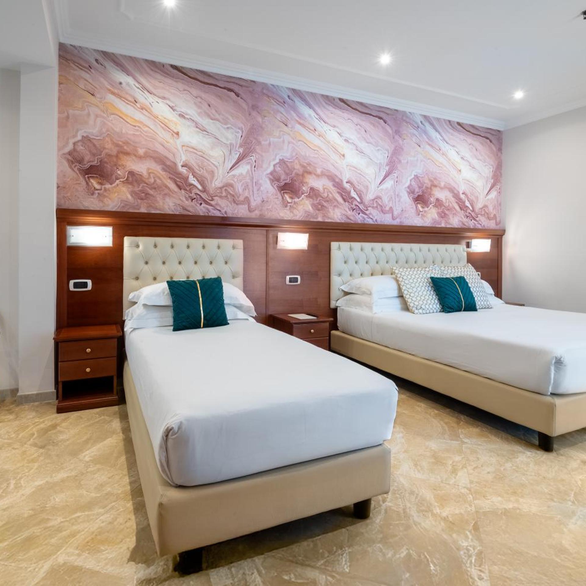 Esposizione Luxury Rome 20/50