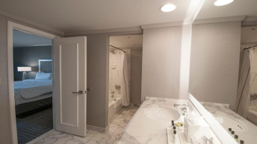 1 Bedroom, Suite, No View, Concierge Level، InterContinental Kansas City at the Plaza 4/4