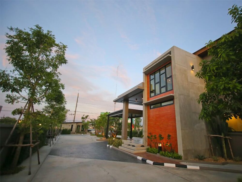 Bunprasop Garden Hotel 5/39