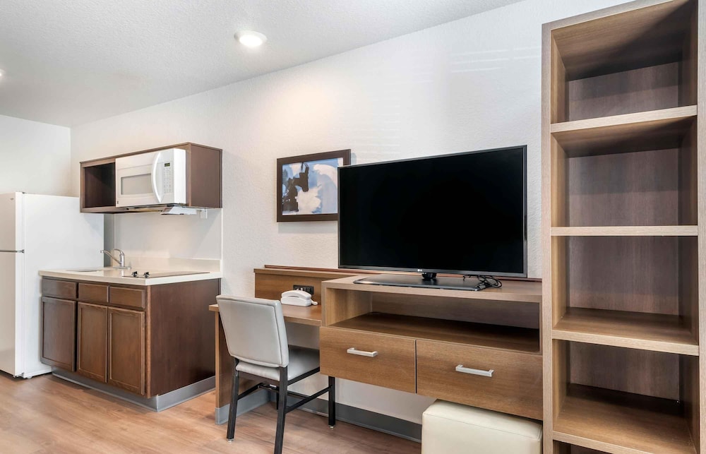 Extended Stay America Suites - Clearwater 36/44