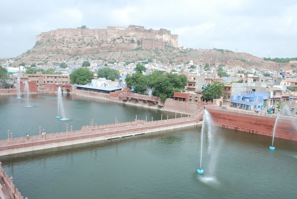 JEE RI HAVELI 45/50