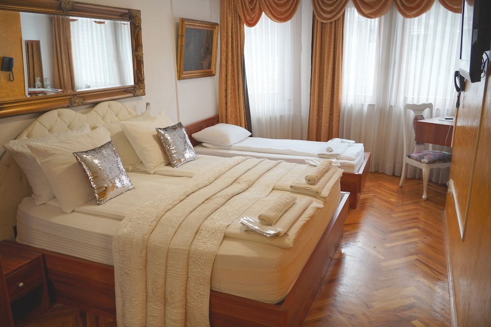 Hotel Herc 24/71