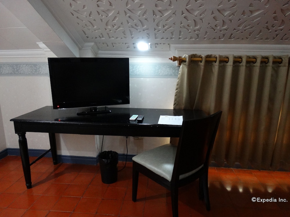 White Knight Hotel Intramuros 53/65