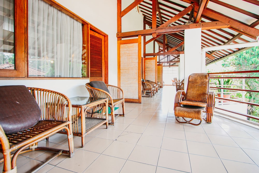 Hotel Bumi Asih 50/64
