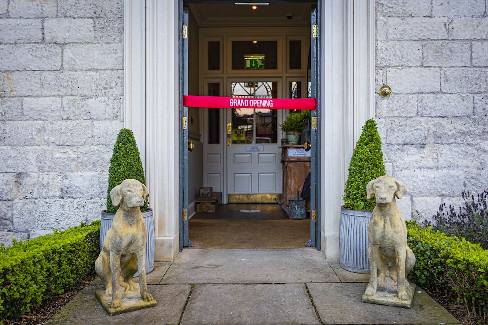 The Talbot Hotel 4/49