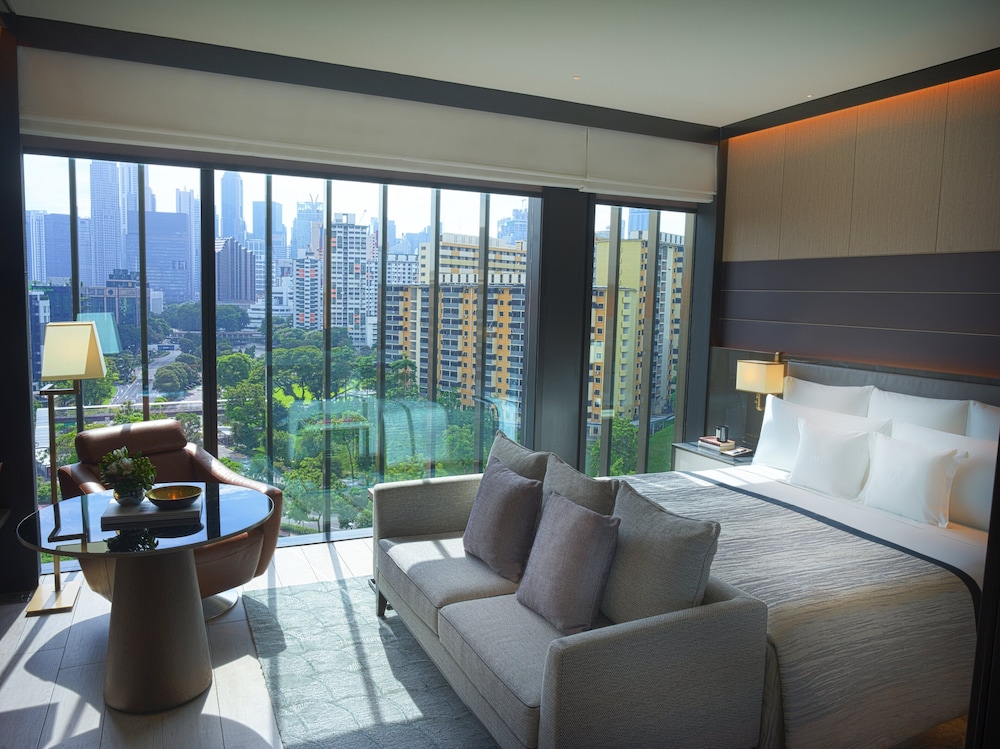 INTERCONTINENTAL SINGAPORE ROBERTSON QUAY 48/78