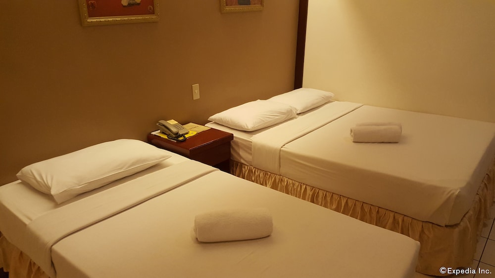 Dumaguete Royal Suite Inn 16/50