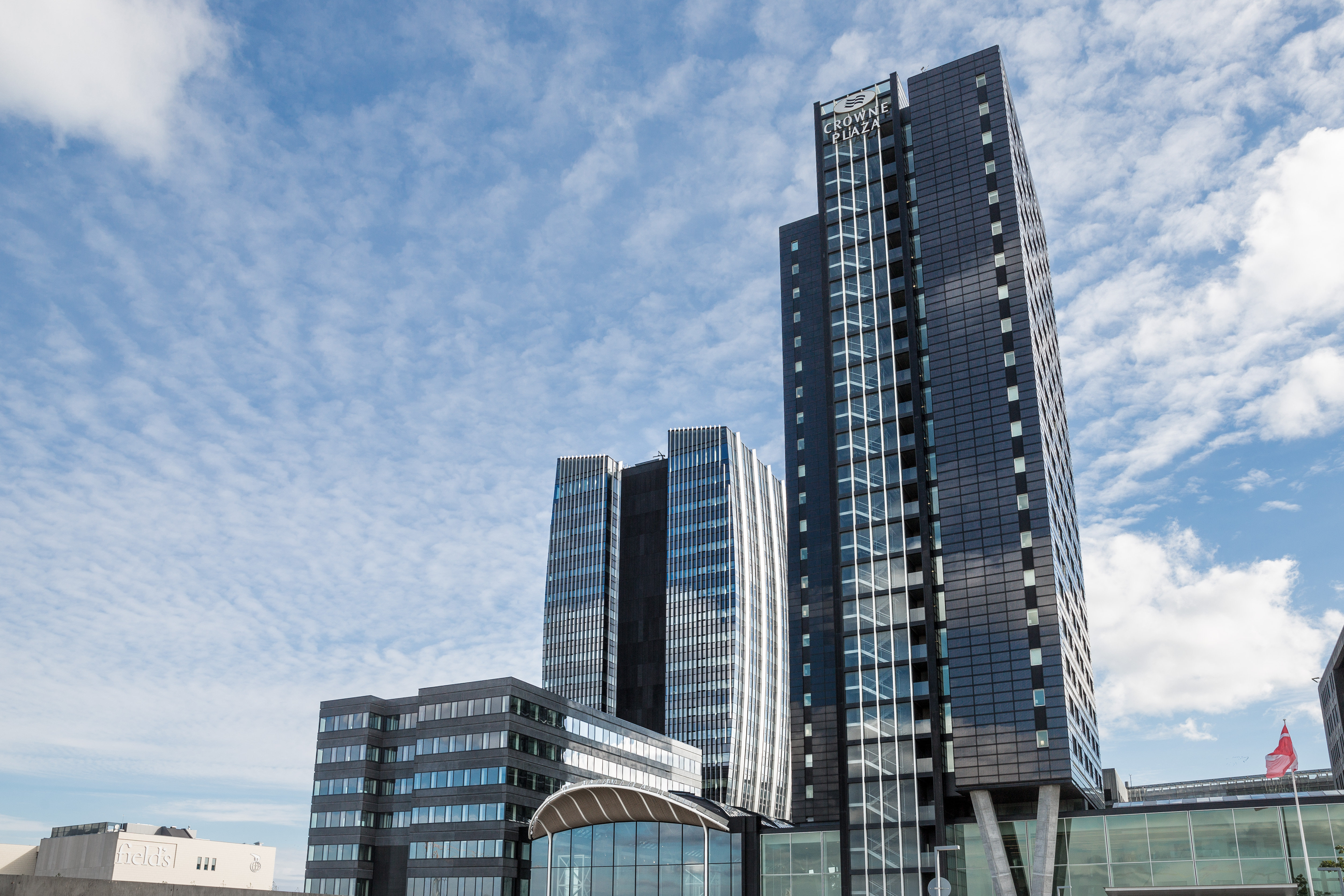 CROWNE PLAZA COPENHAGEN TOWERS 4/79