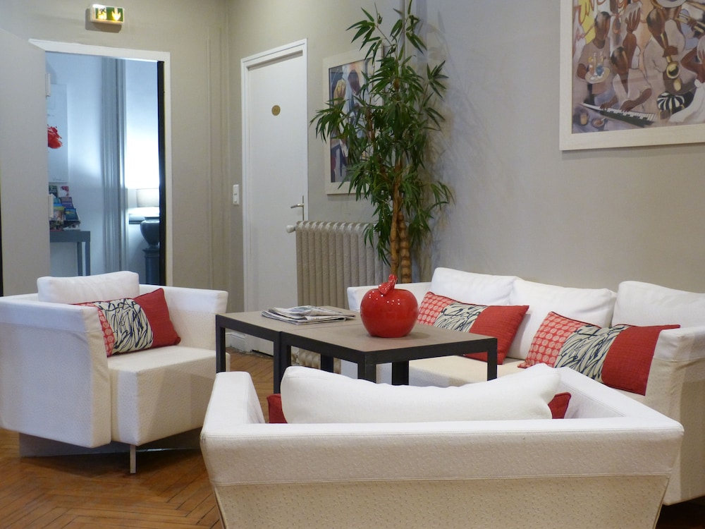 Helvetique 30/65