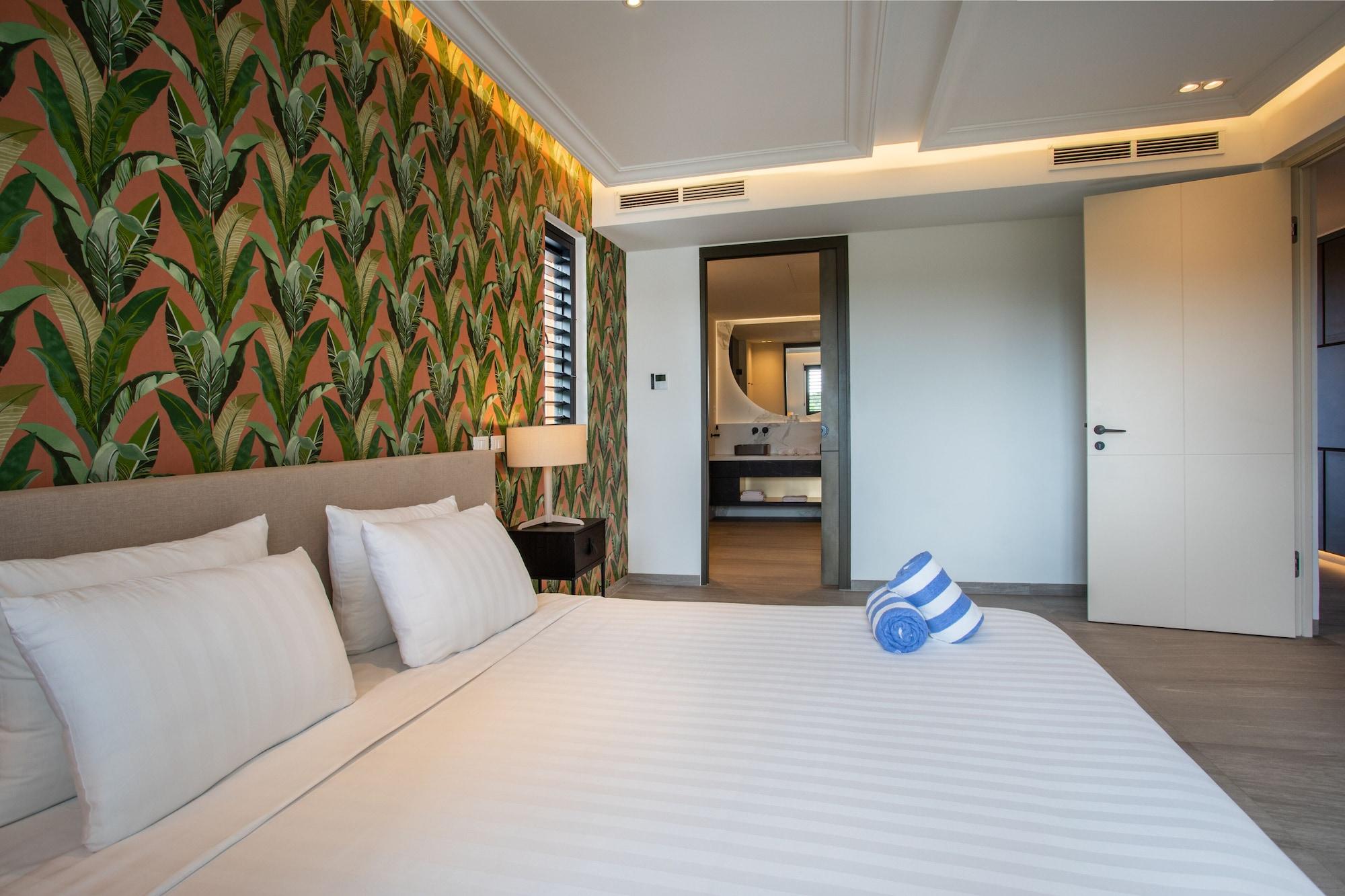 2 Bedrooms, Luxury, Apartment, Beach Front