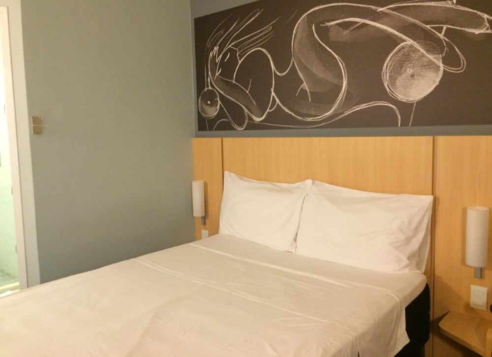 Ibis Imperatriz 16/70