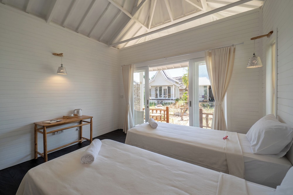 Paus Putih Hotel Lembongan 8/42