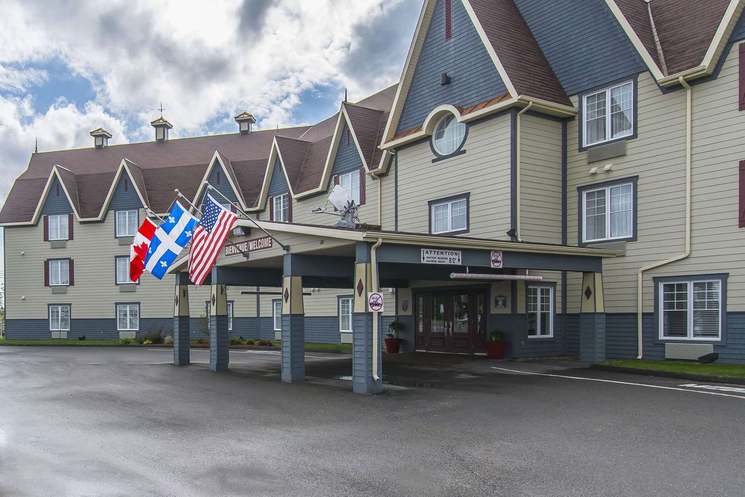 Quality Inn Riviere-Du-Loup, Qc 12/14