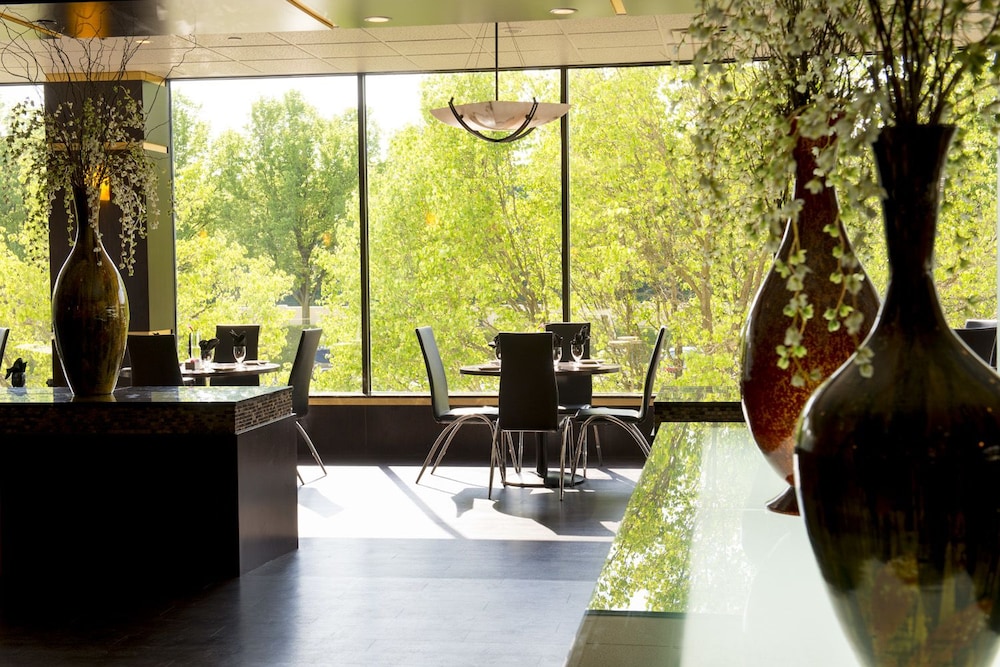 Doubletree By Hilton Hotel Binghamton 14/51