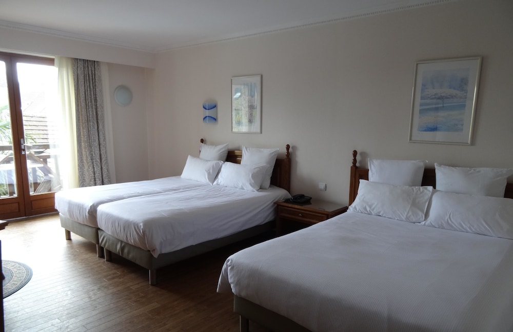 HOTEL LE CLOS DEAUVILLE SAINT-GATIEN 12/57