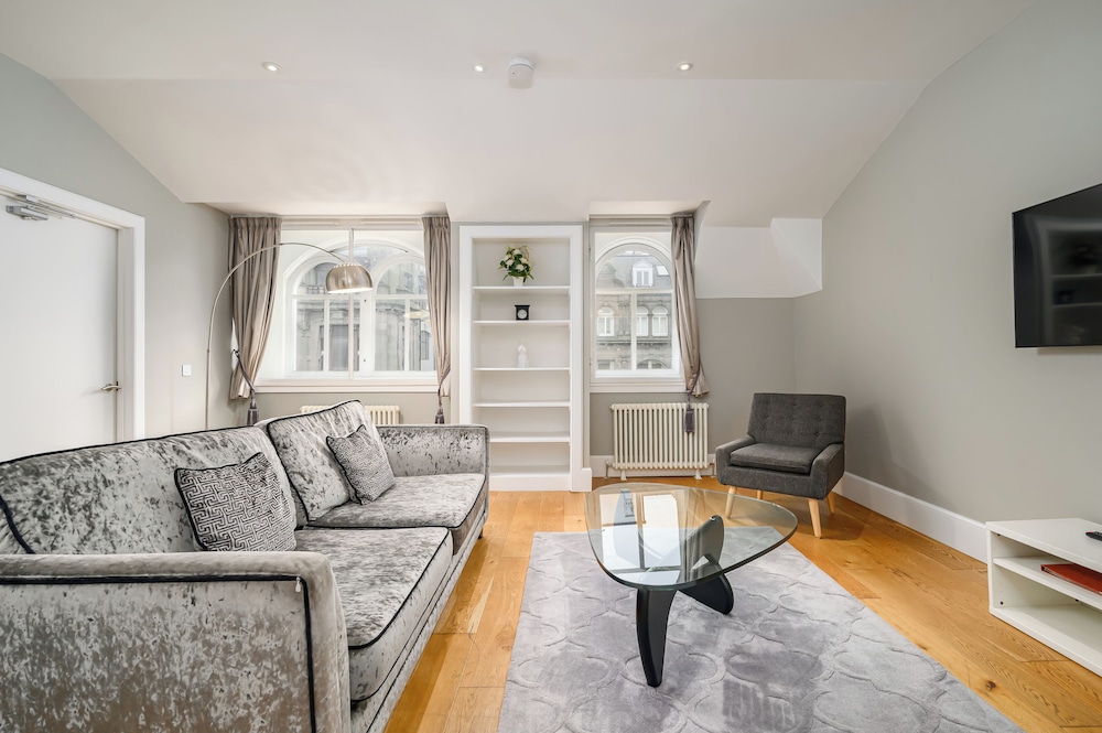 Destiny Scotland - St. Andrew Square Apartments 19/50