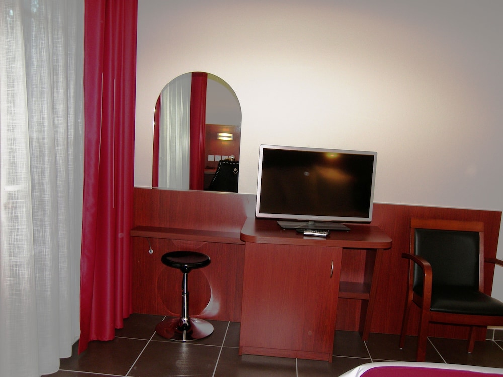 Hostellerie Du Matin Calme 28/39