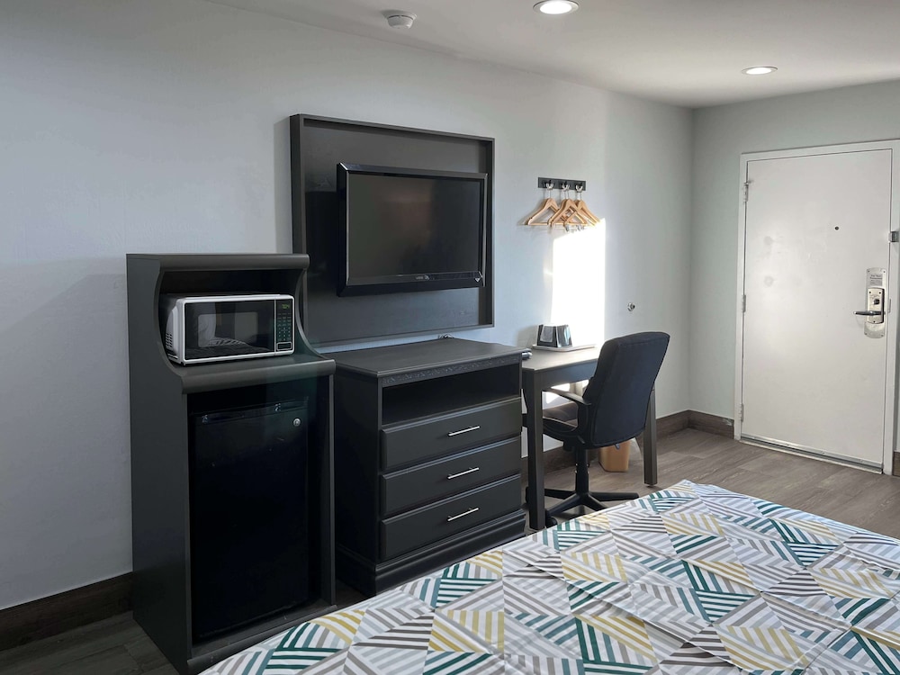 Motel6 Greenville, NC – ECU-Medical Center 39/59