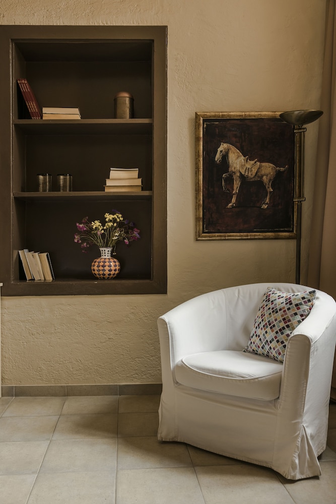 Alcanea Boutique Hotel 11/69
