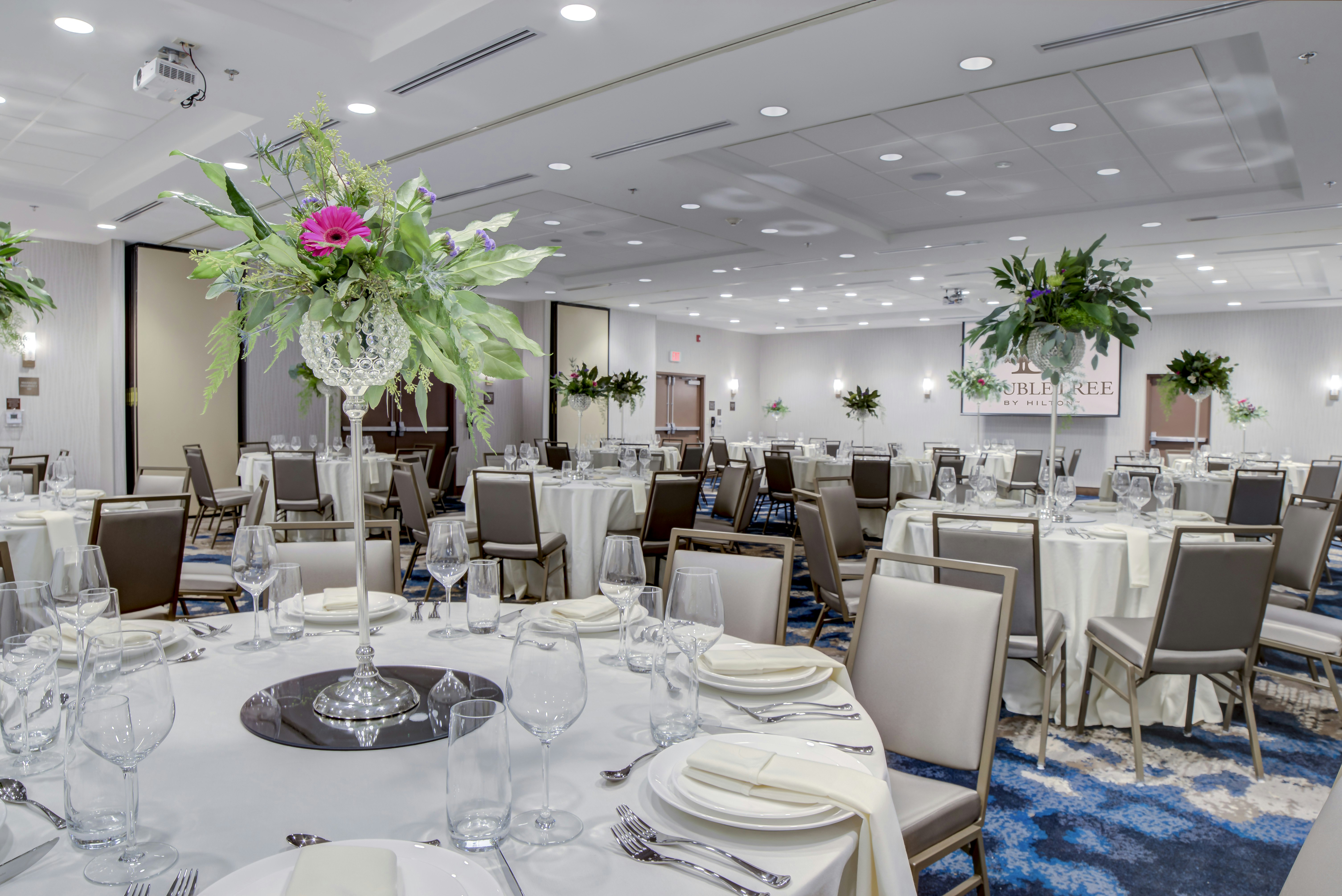 DoubleTree by Hilton Harrisonburg 18/23
