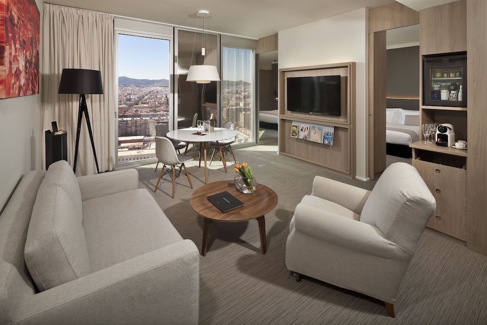 MELIA BARCELONA SKY 48/77