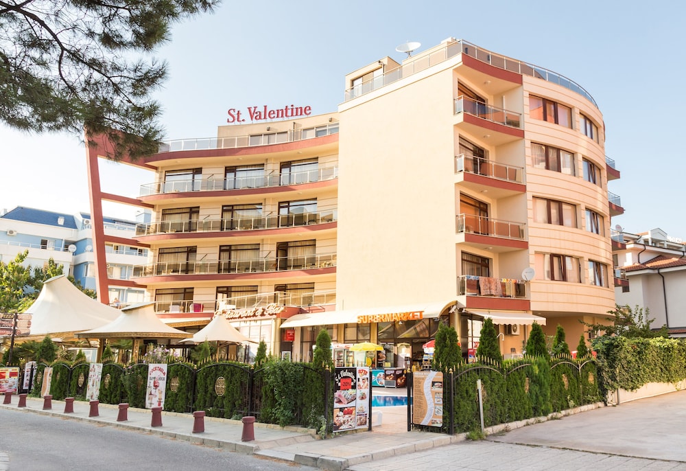 Saint Valentine Hotel 36/43