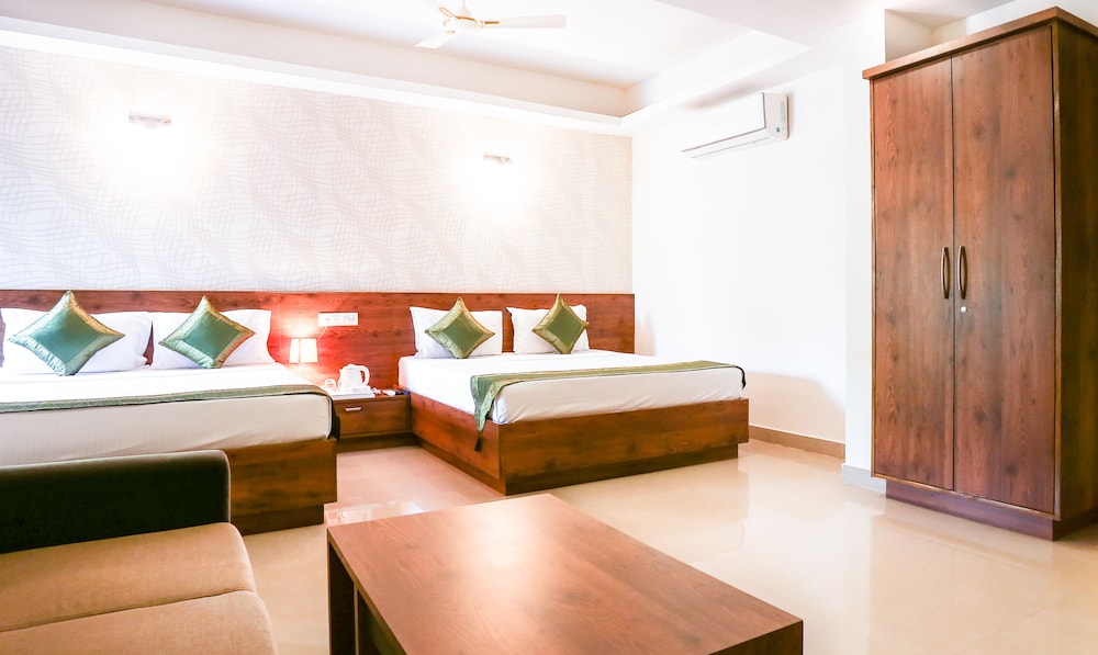 Itsy By Treebo - Comforts Inn, University Road Deralakatte 5/24