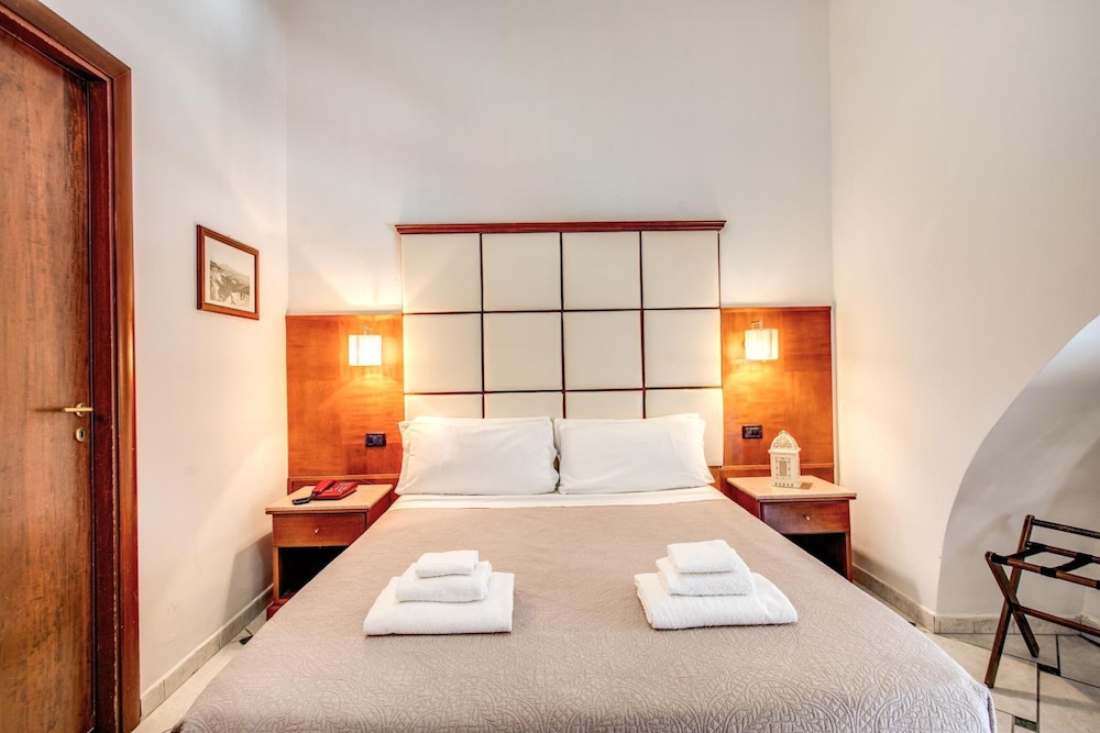 Garibaldi Suite 17/71