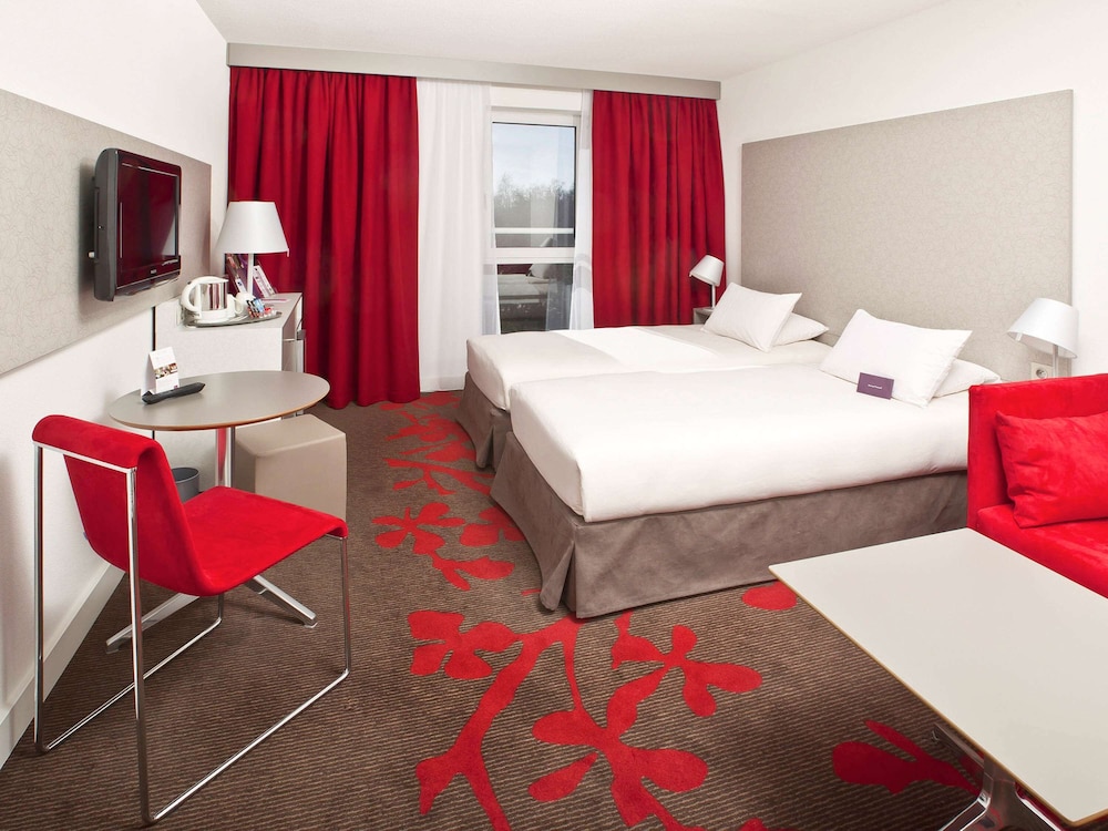 Mercure Tours Nord 14/69