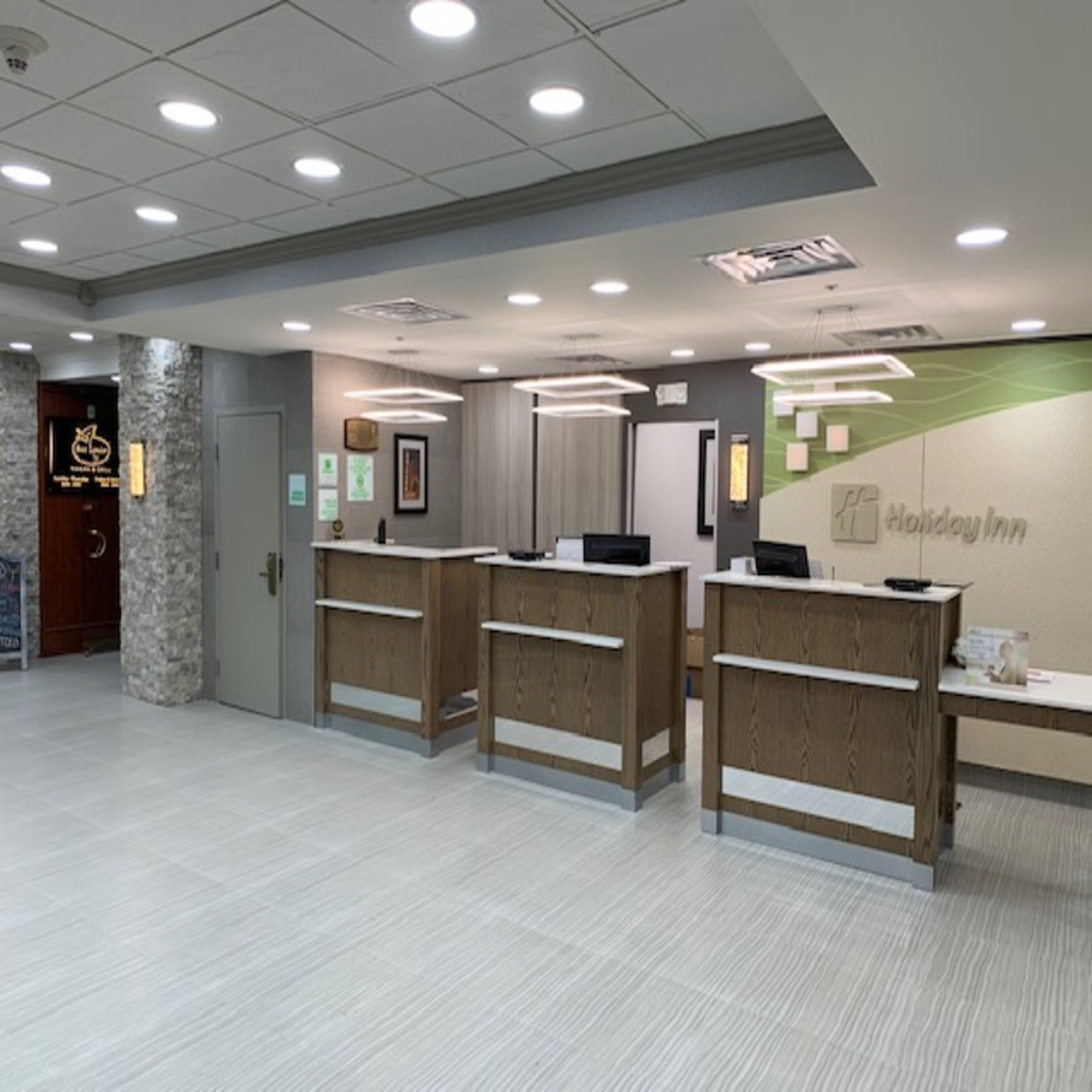 Holiday Inn & Suites Chicago North Shore (Skokie) 6/55