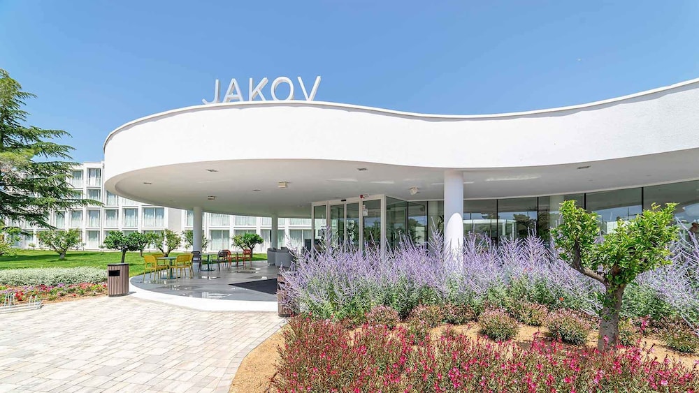 Amadria Park Jakov 5/64