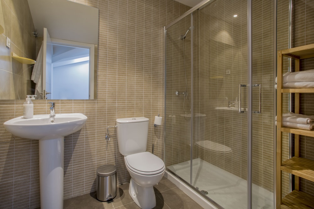 Slow Suites Luchana 76/79