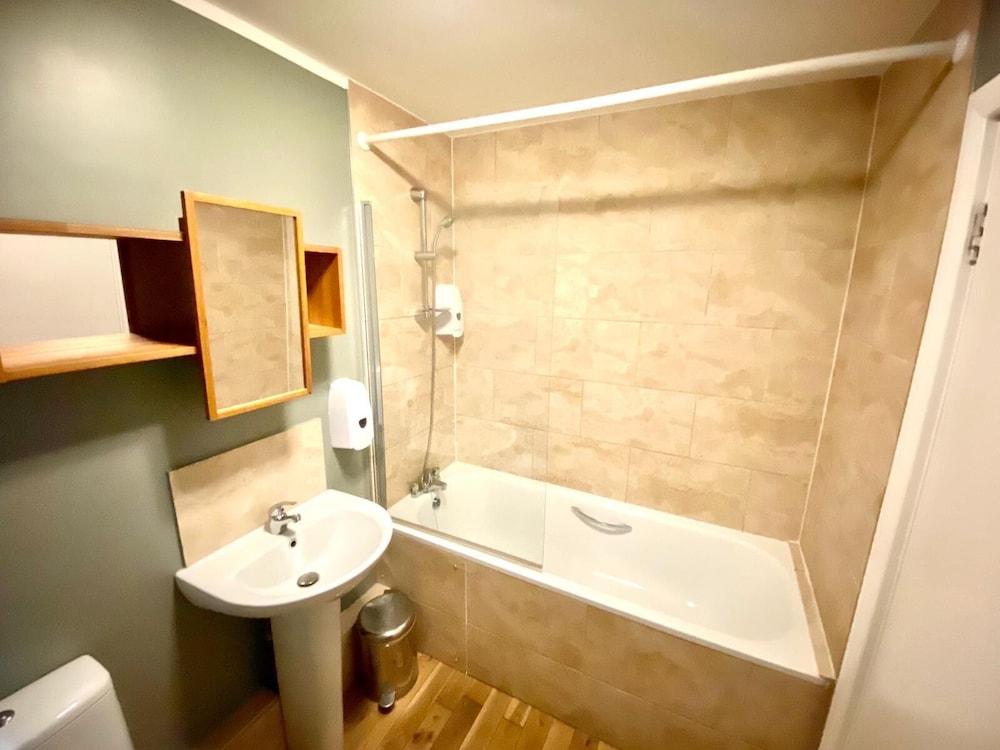 Westciti Croydon Serviced Apartments 44/50