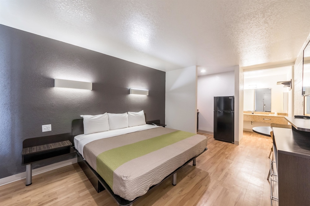 Studio6 San Antonio, TX - Fort Sam Houston Area 21/47